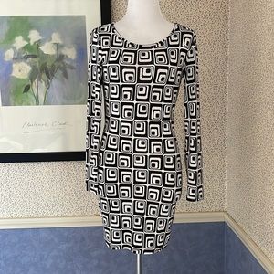 Ladies lightweight stretchy dress